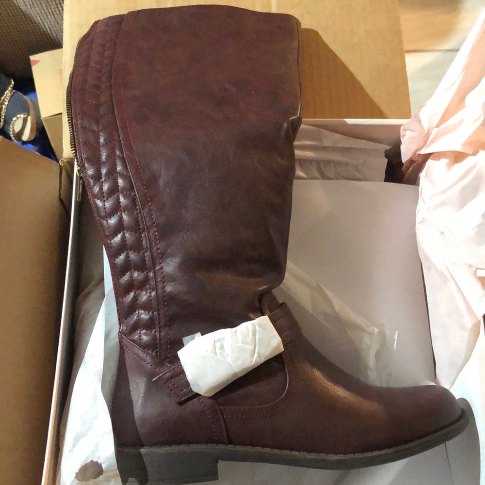 New Ladies Deep Burgundy Flat Boots
